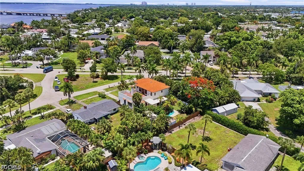 1358 Hopedale Drive Fort Myers FL 33919