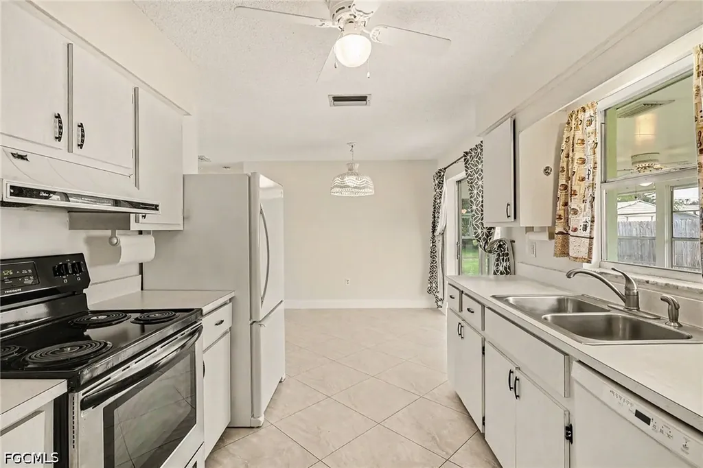 5403 Baylor Lane Fort Myers FL 33908
