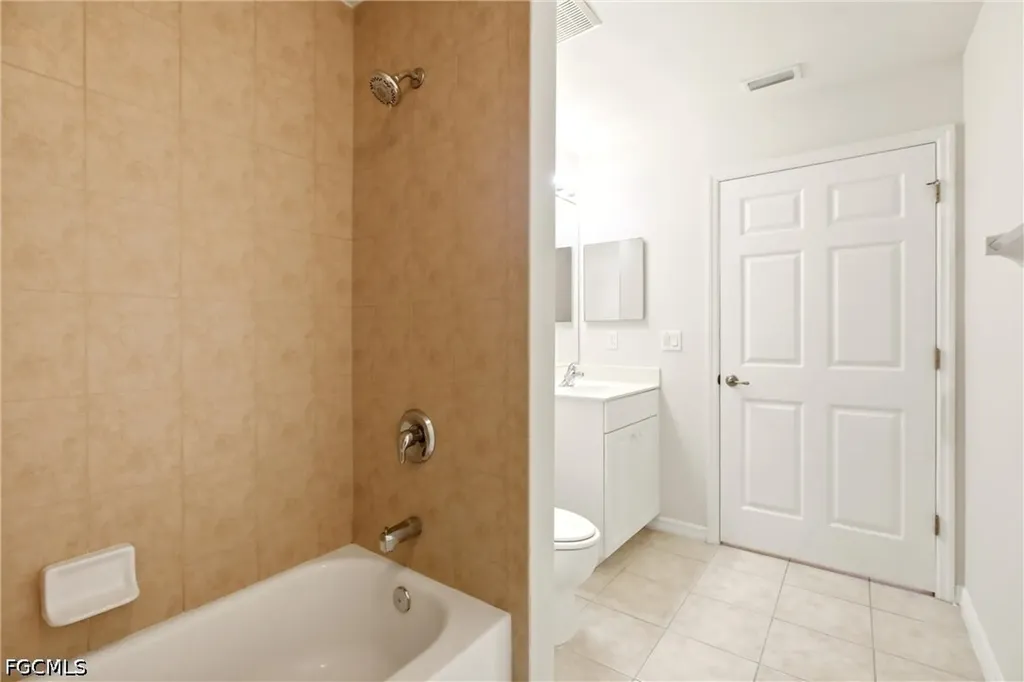 2600 SW 1st Street Cape Coral FL 33991