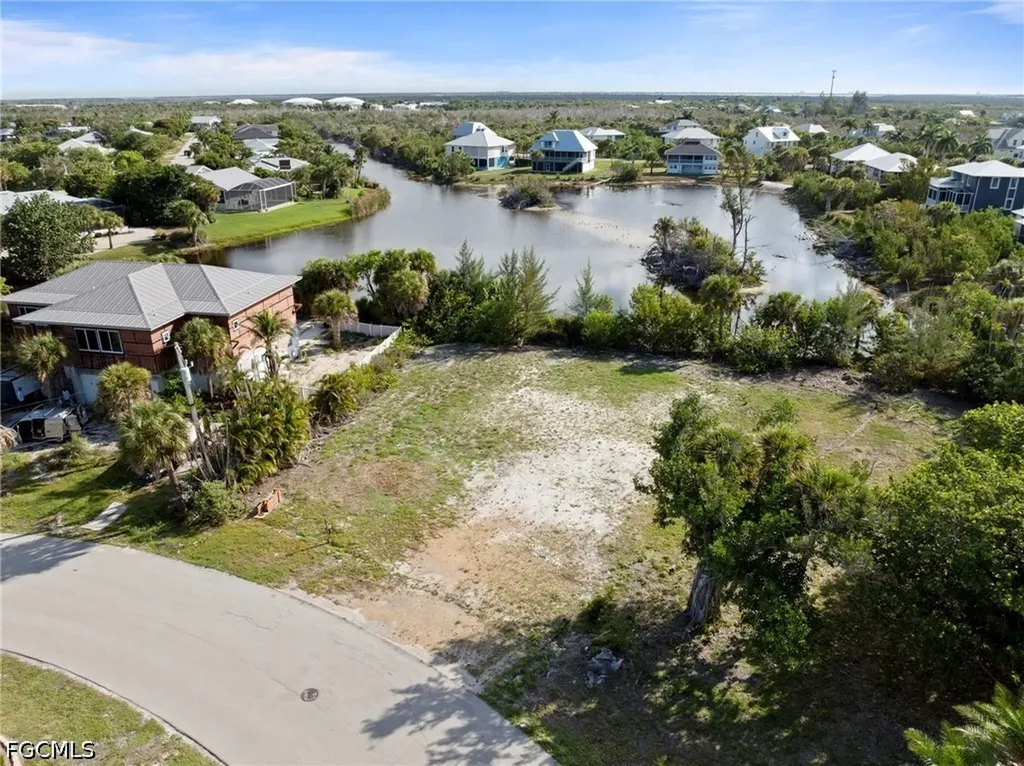 572 Chert Court Sanibel FL 33957