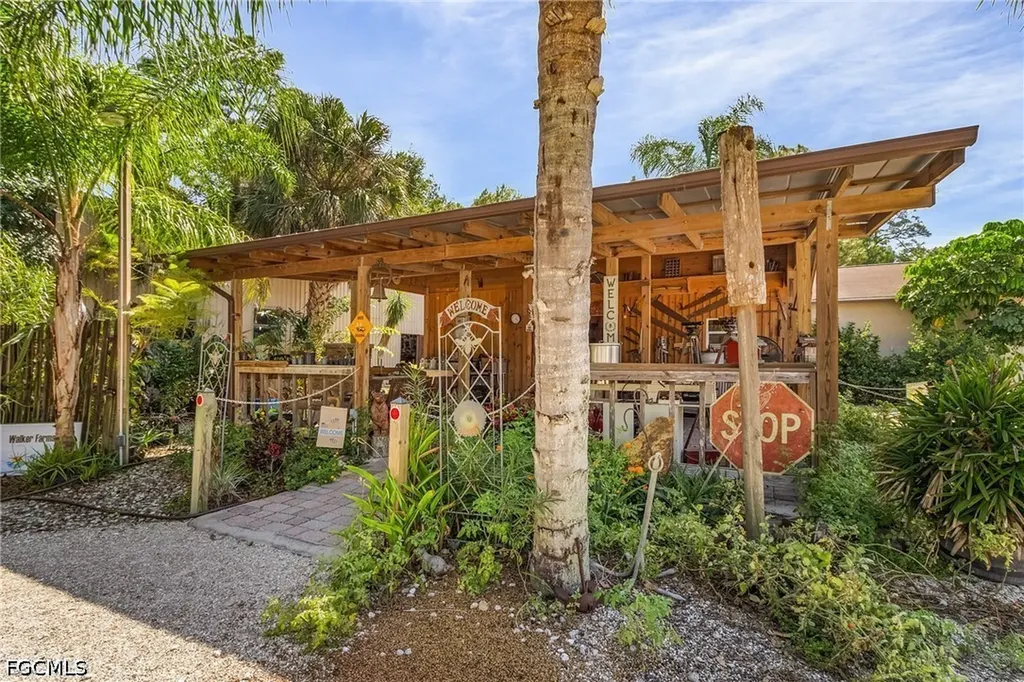 17131 Slater Road North Fort Myers FL 33917