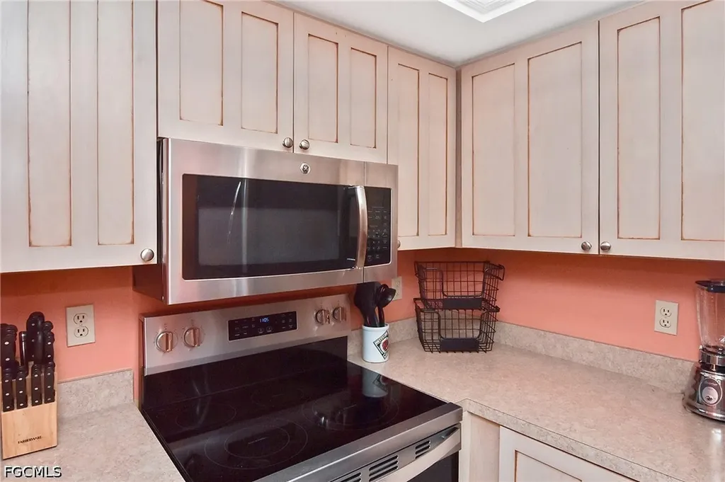 13276 White Marsh Lane Fort Myers FL 33912