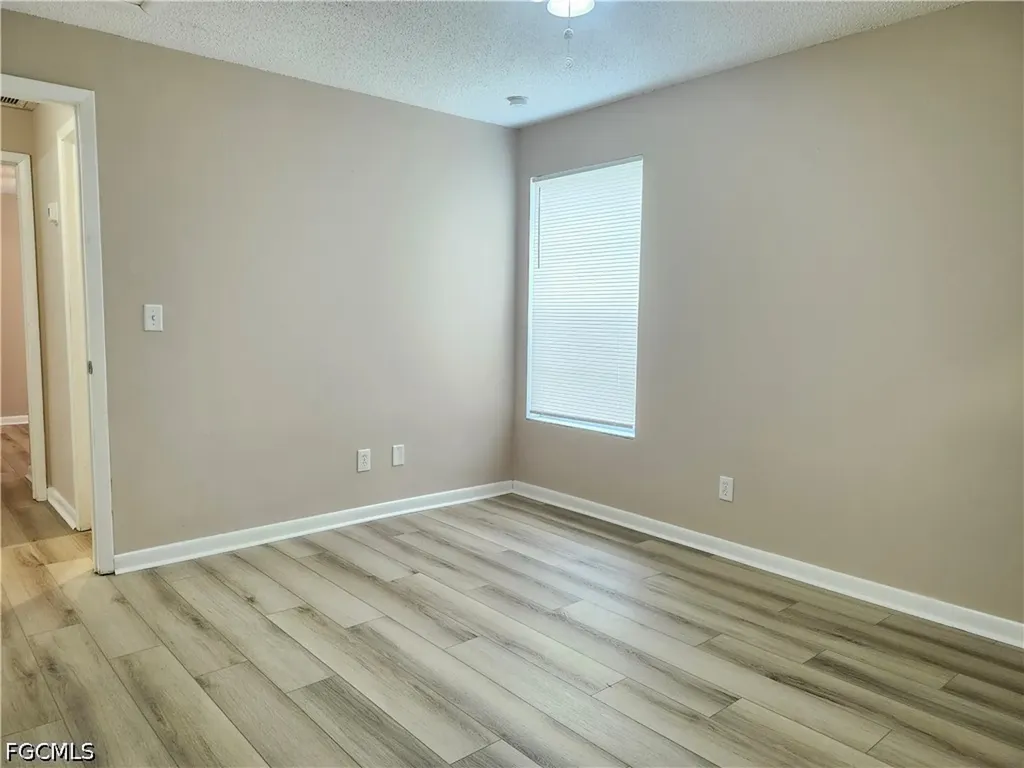 19136 Miami Boulevard Fort Myers FL 33967