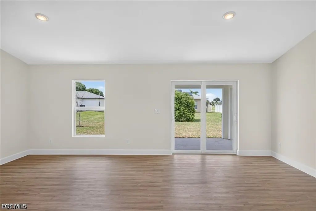 105 NW 9th Terrace Cape Coral FL 33993