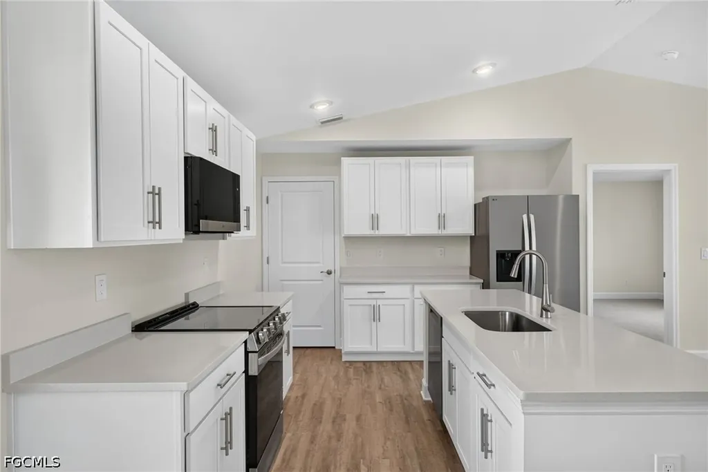105 NW 9th Terrace Cape Coral FL 33993