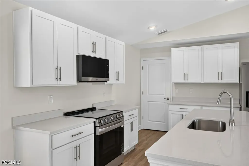 105 NW 9th Terrace Cape Coral FL 33993