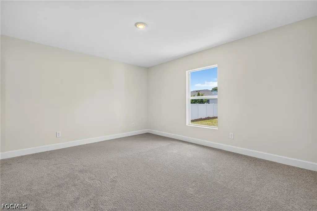 105 NW 9th Terrace Cape Coral FL 33993