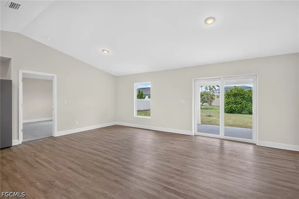 105 NW 9th Terrace Cape Coral FL 33993