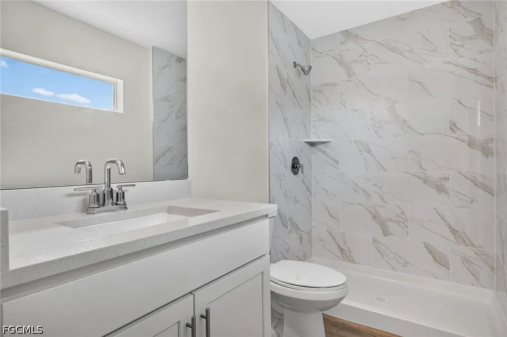 105 NW 9th Terrace Cape Coral FL 33993