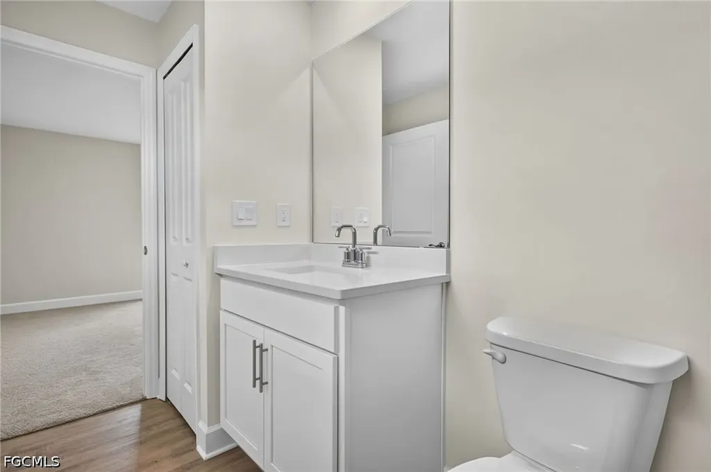 105 NW 9th Terrace Cape Coral FL 33993