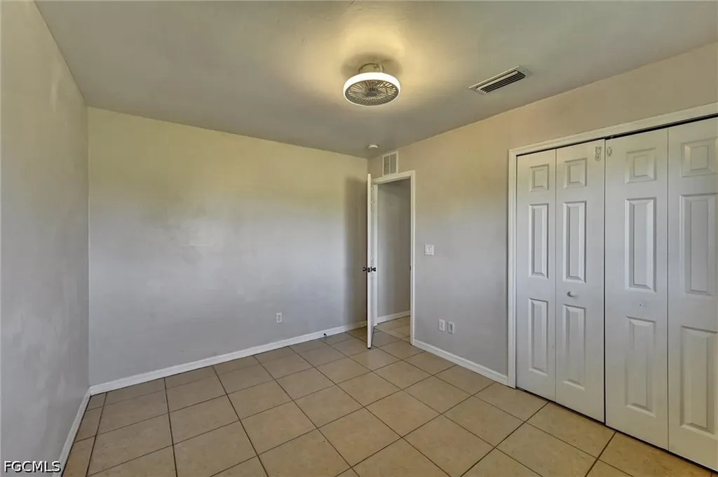 2000 NW 4th Street Cape Coral FL 33993