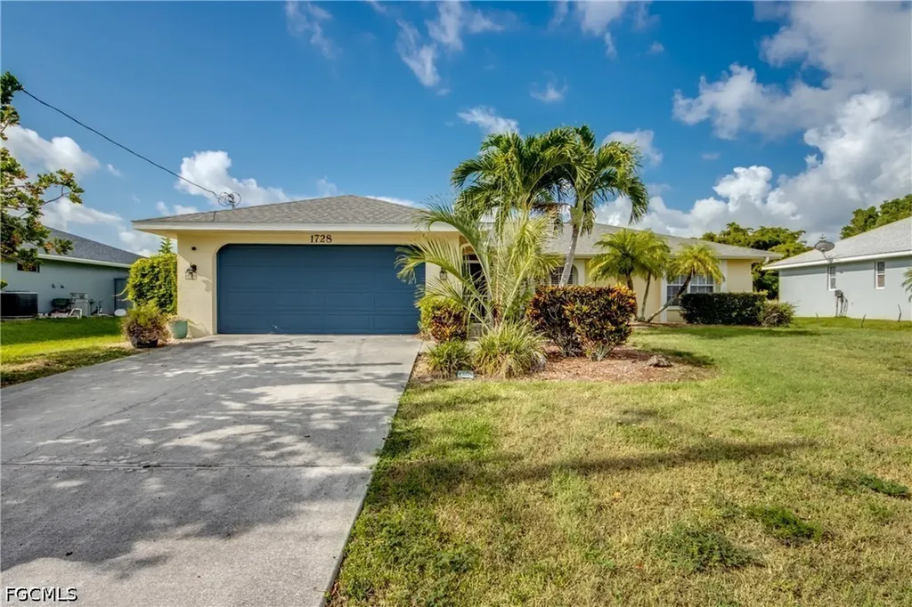 1728 SW 15th Street Cape Coral FL 33991