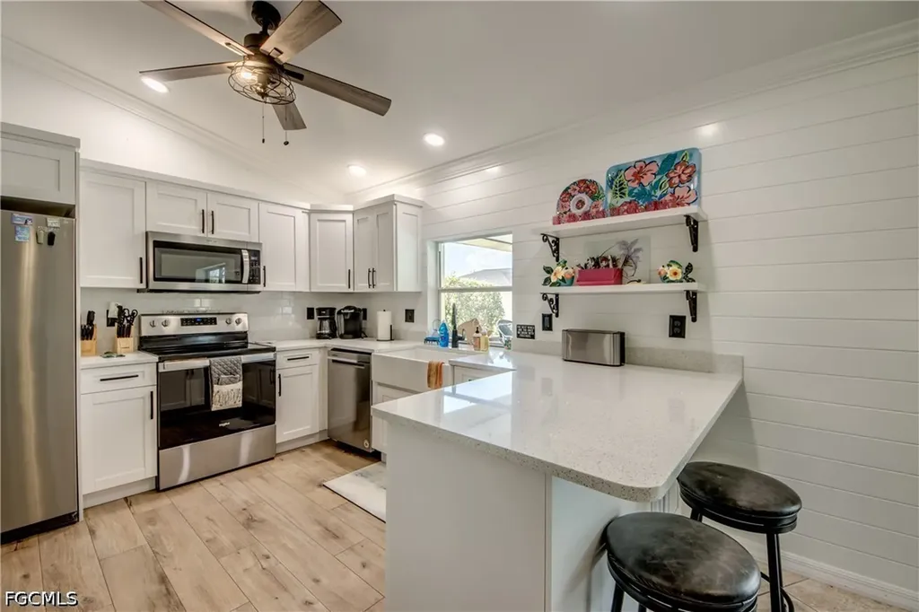 1728 SW 15th Street Cape Coral FL 33991