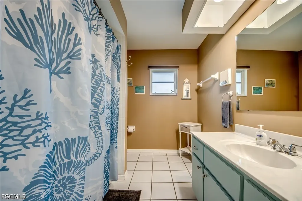 1728 SW 15th Street Cape Coral FL 33991