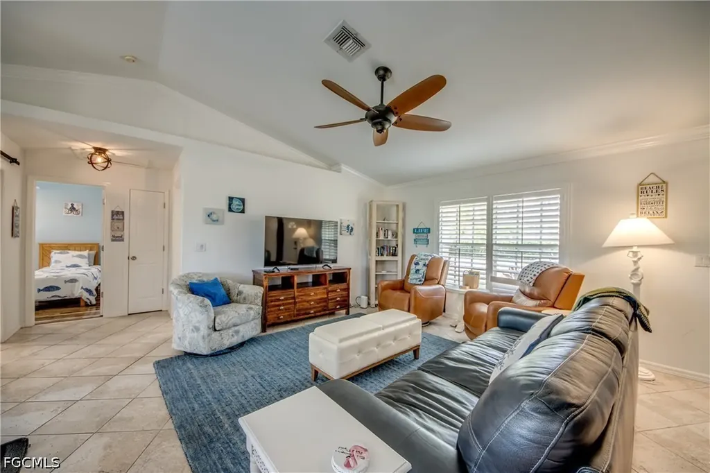 1728 SW 15th Street Cape Coral FL 33991