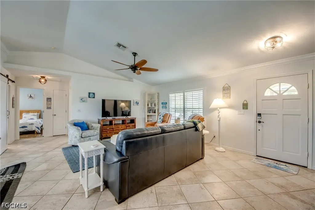 1728 SW 15th Street Cape Coral FL 33991