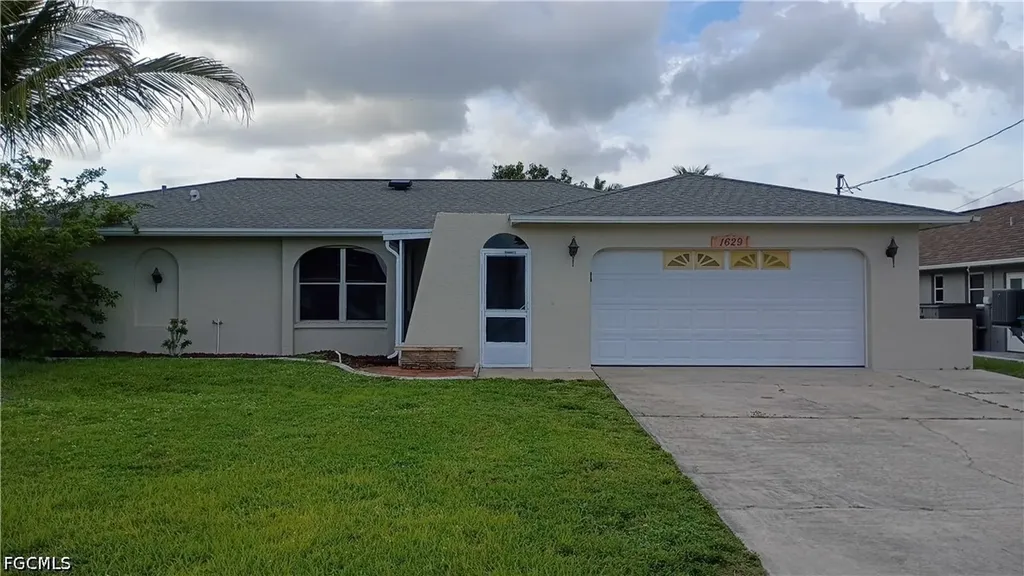1629 SE 12th Street Cape Coral FL 33990