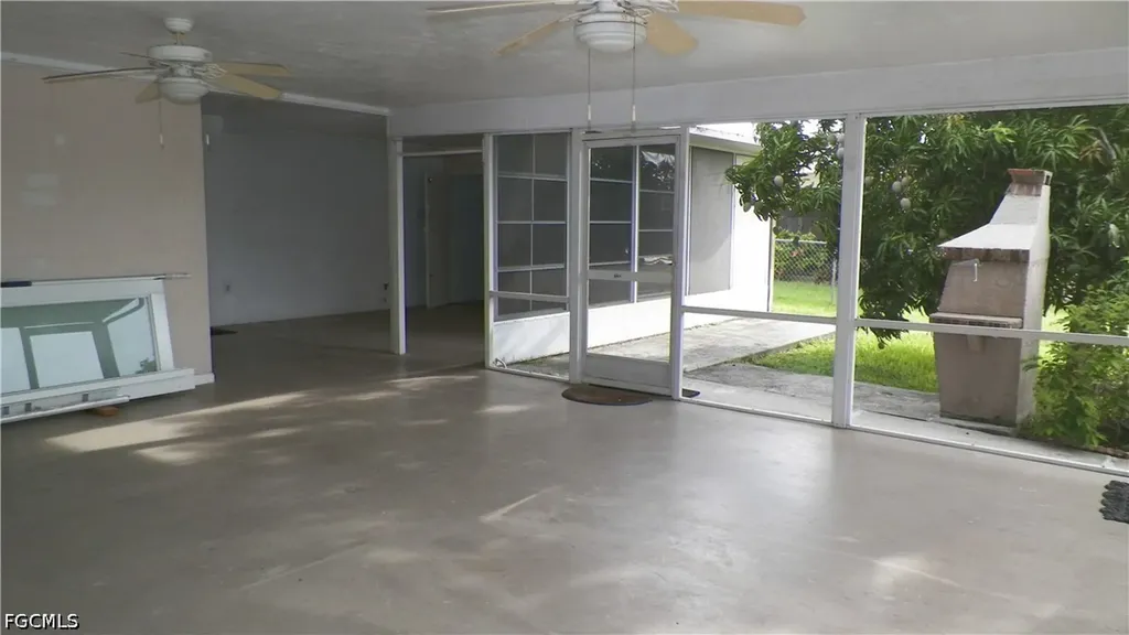 1629 SE 12th Street Cape Coral FL 33990