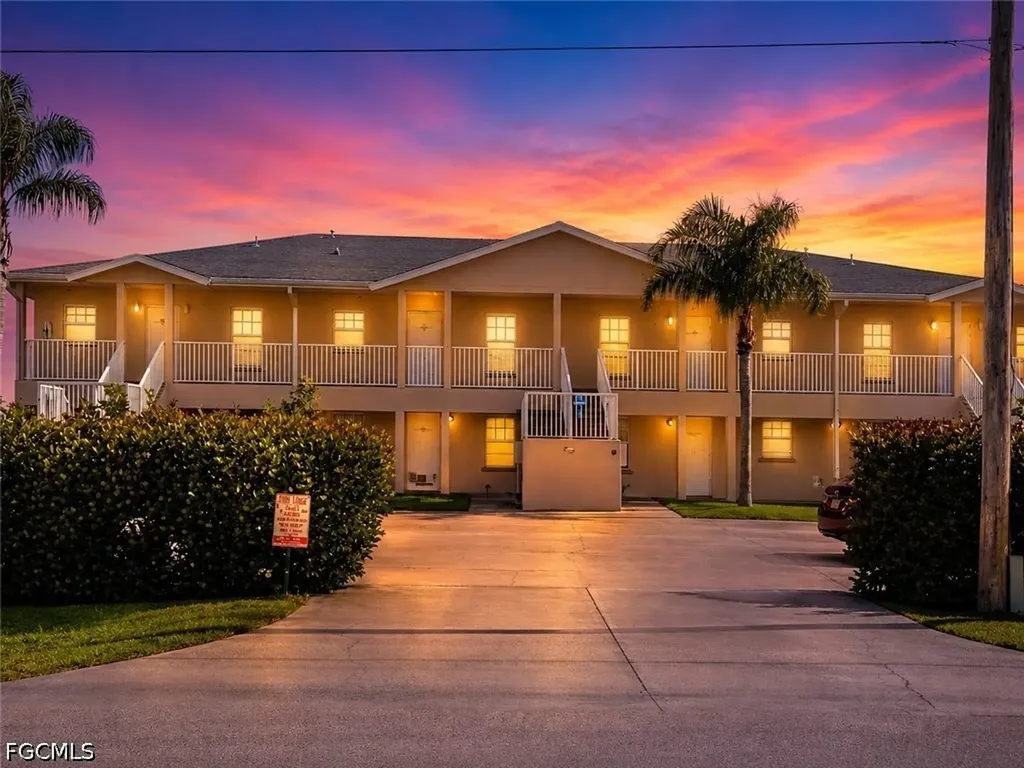 621 SW 47th Terrace Cape Coral FL 33914