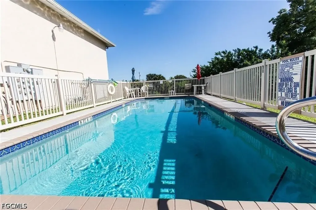 621 SW 47th Terrace Cape Coral FL 33914
