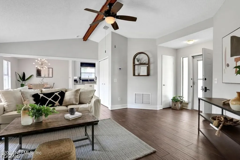 2743 Moorsfield Lane Jacksonville FL 32225