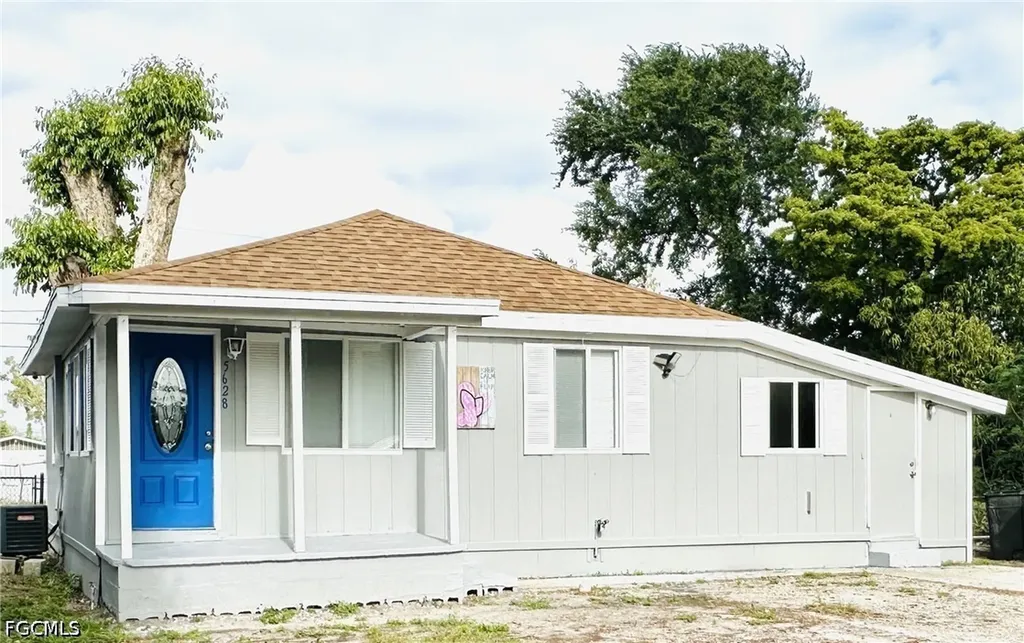 5628 5th Avenue Fort Myers FL 33907