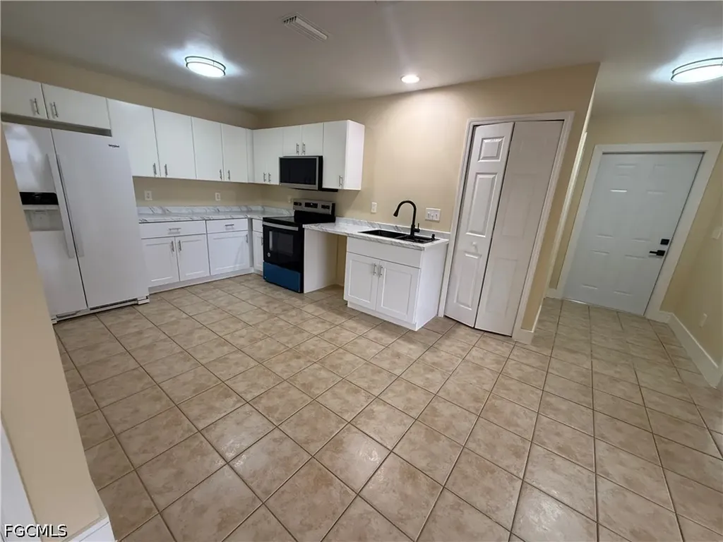 1131 Ivan Avenue S Lehigh Acres FL 33973