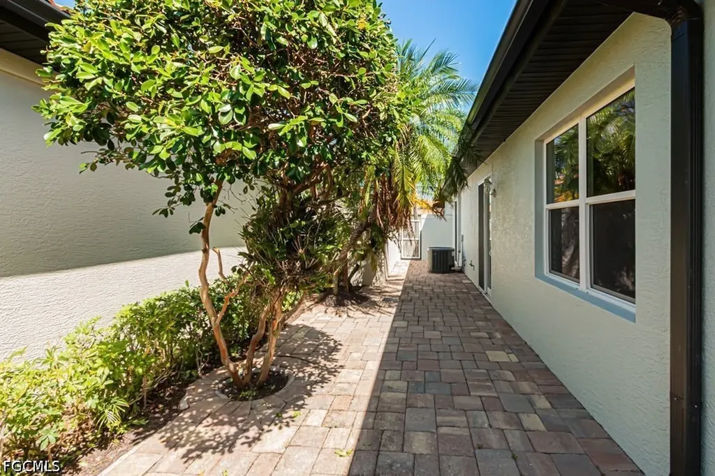 10581 Avila Circle Fort Myers FL 33913