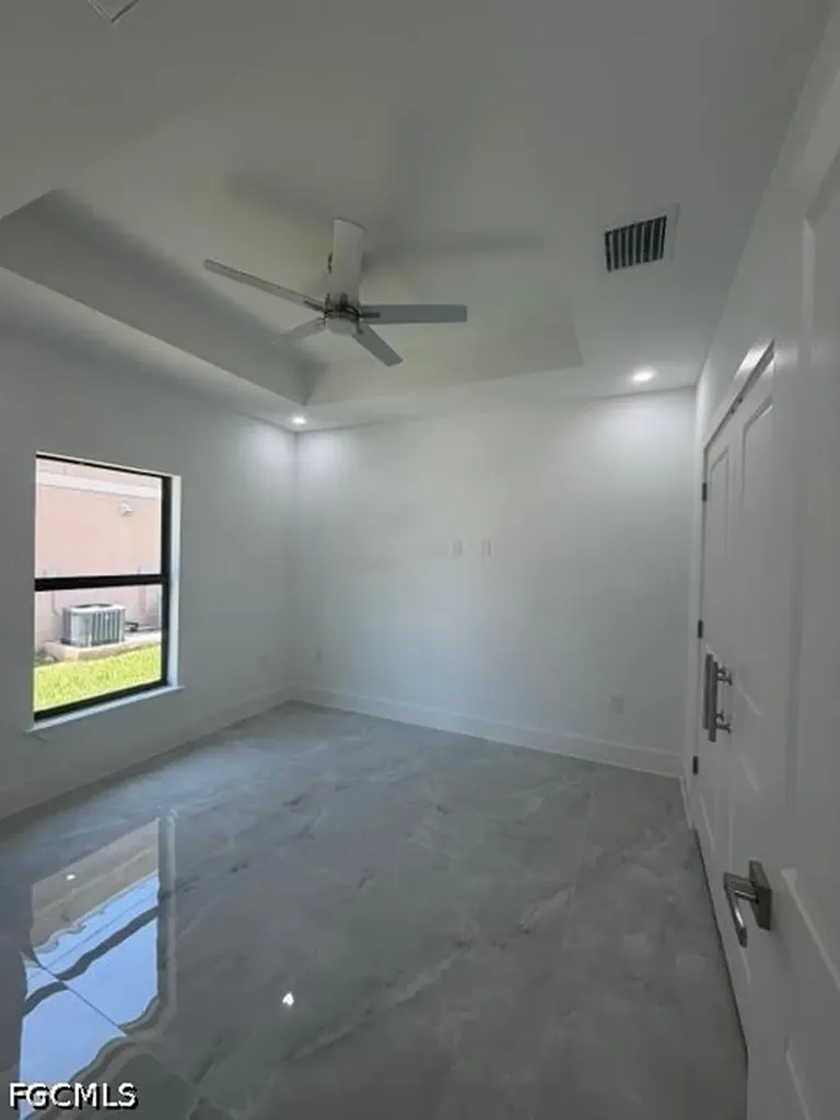 257/259 SW 3rd Terrace Cape Coral FL 33991