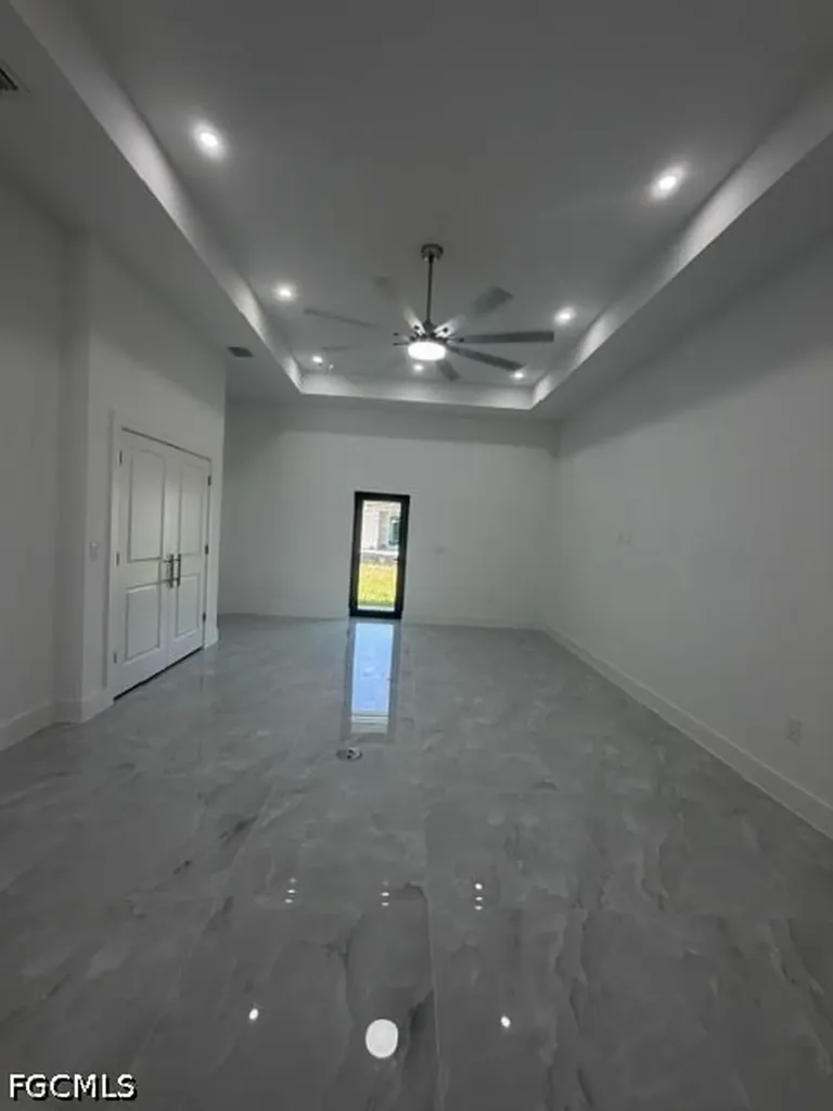 257/259 SW 3rd Terrace Cape Coral FL 33991