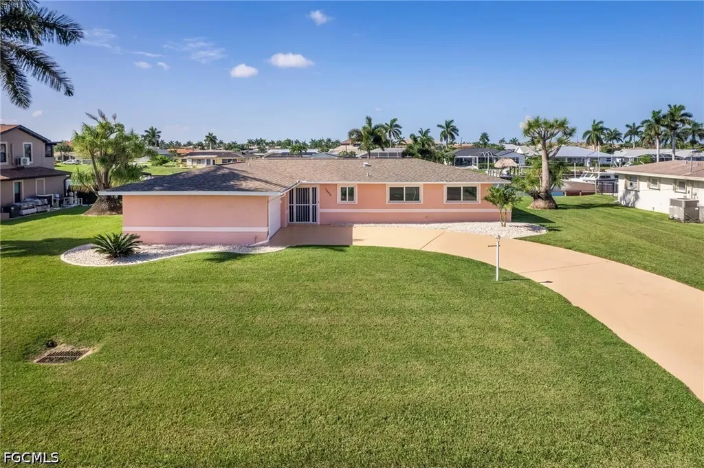 1640 SE 40th Street Cape Coral FL 33904