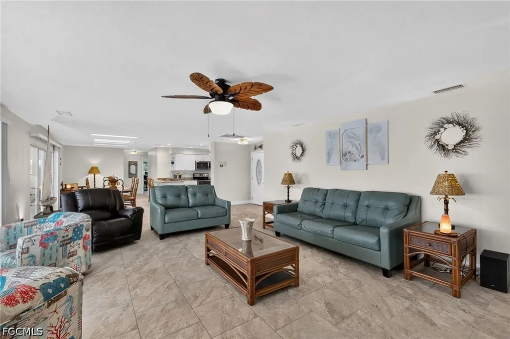 1640 SE 40th Street Cape Coral FL 33904