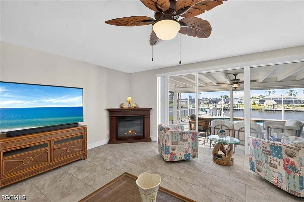 1640 SE 40th Street Cape Coral FL 33904