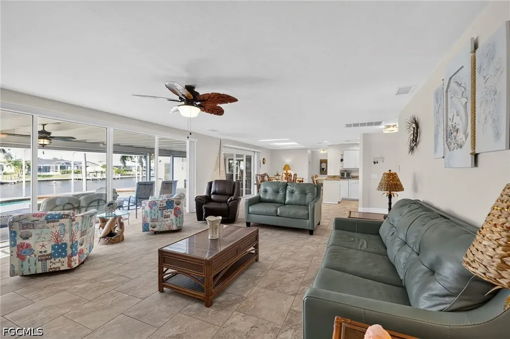 1640 SE 40th Street Cape Coral FL 33904