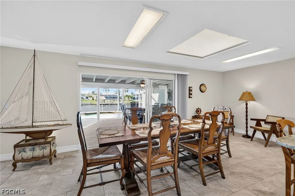 1640 SE 40th Street Cape Coral FL 33904