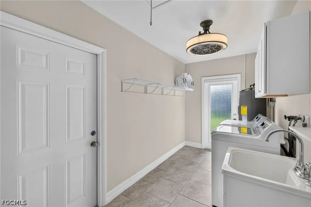1640 SE 40th Street Cape Coral FL 33904