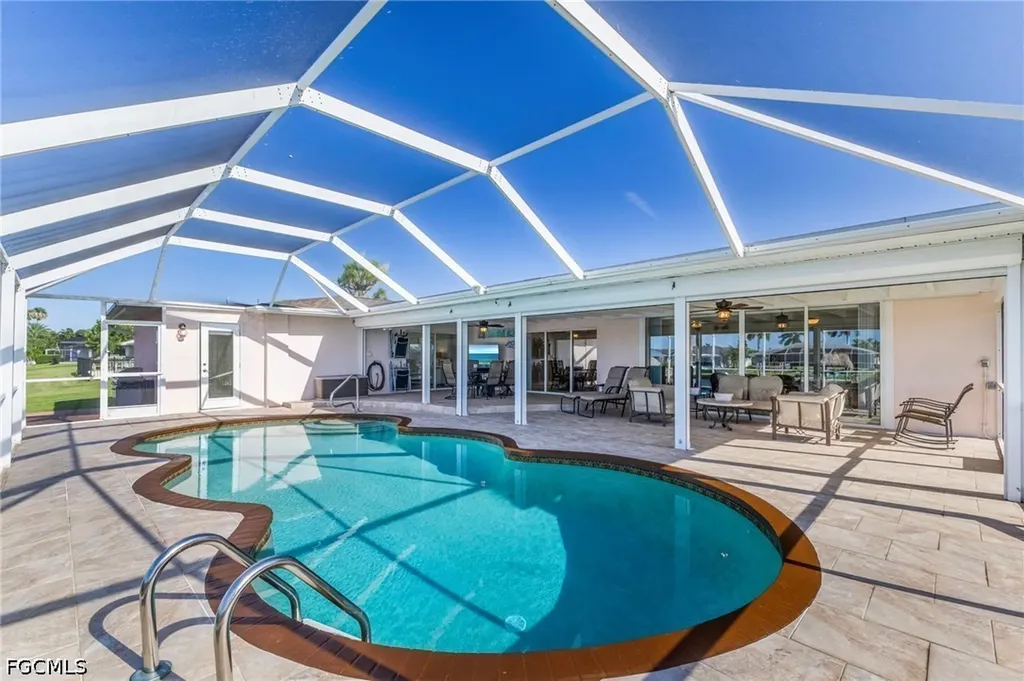 1640 SE 40th Street Cape Coral FL 33904