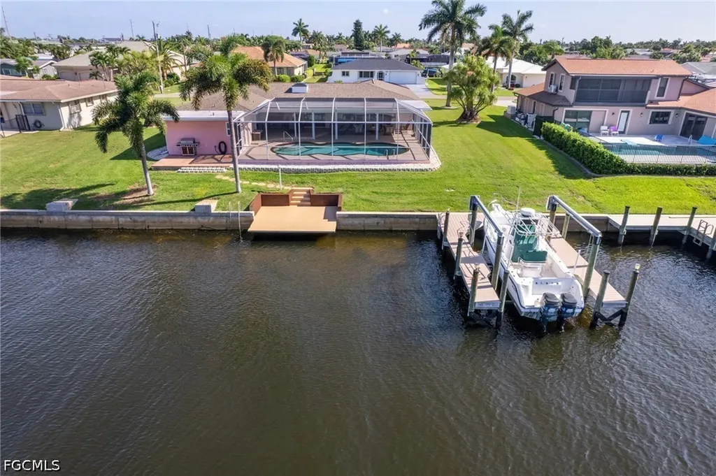 1640 SE 40th Street Cape Coral FL 33904