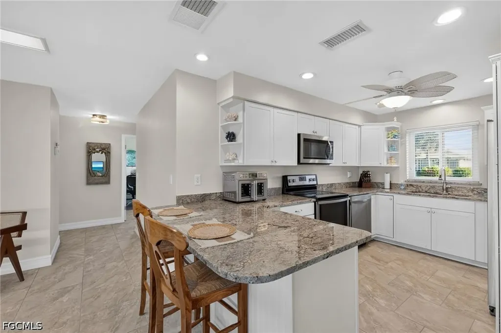 1640 SE 40th Street Cape Coral FL 33904