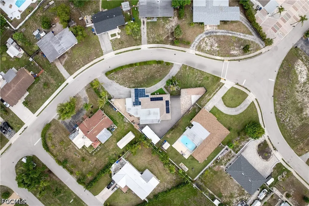 4350 Orangewood Avenue Fort Myers FL 33901
