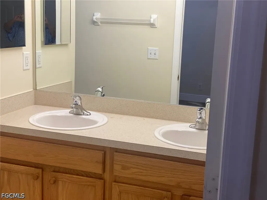 8240 Pacific Beach Drive Fort Myers FL 33966