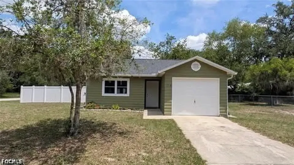 2718 Lorraine Drive Leesburg FL 34748