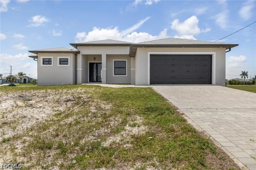 4304 Jacaranda Parkway W Cape Coral FL 33993