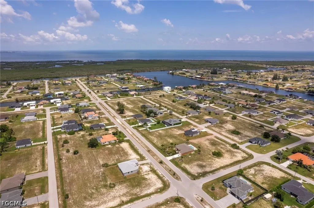 4304 Jacaranda Parkway W Cape Coral FL 33993