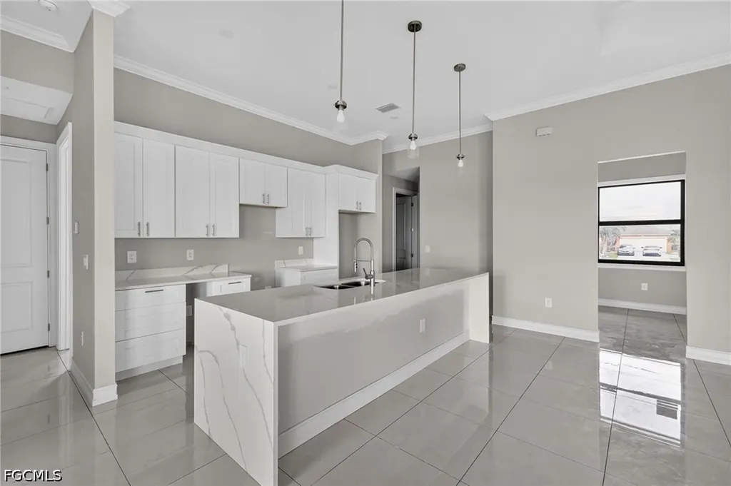 4304 Jacaranda Parkway W Cape Coral FL 33993