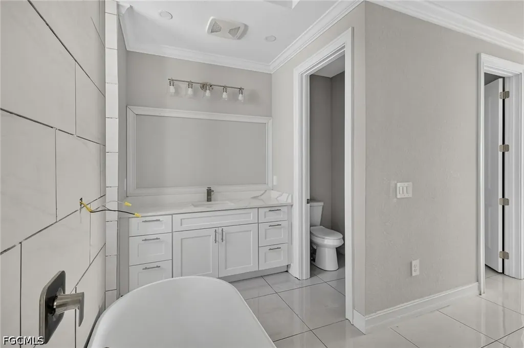 4304 Jacaranda Parkway W Cape Coral FL 33993