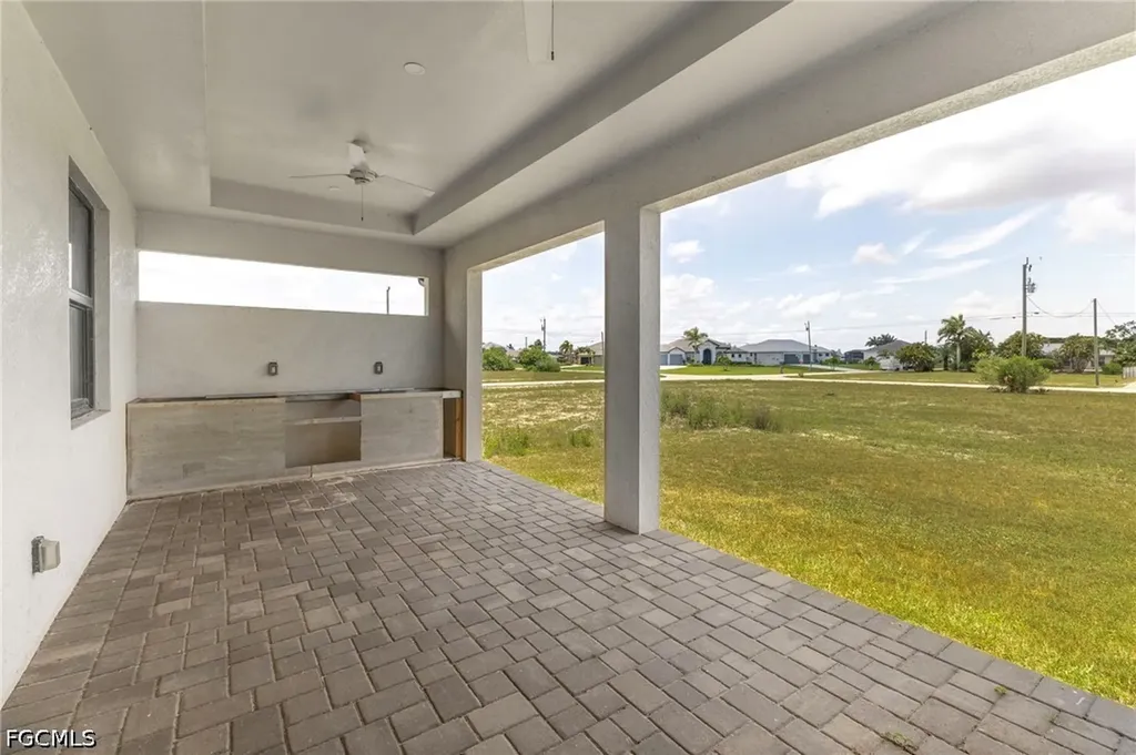 4304 Jacaranda Parkway W Cape Coral FL 33993