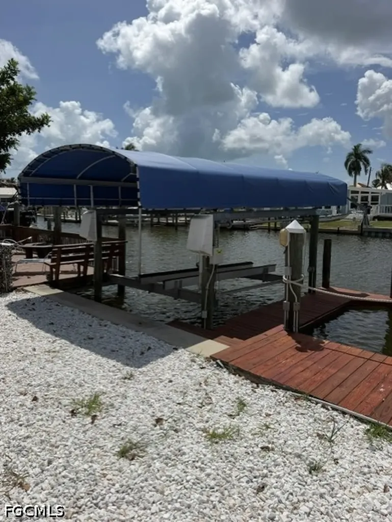 215 Albatross Street Fort Myers Beach FL 33931