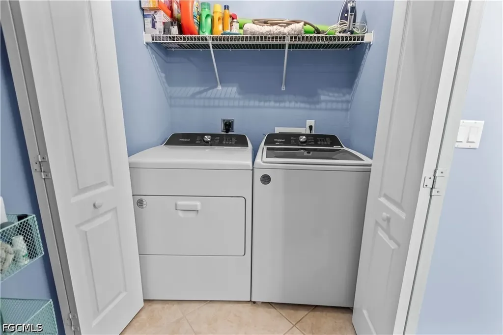 8470 Kingbird Loop Estero FL 33967