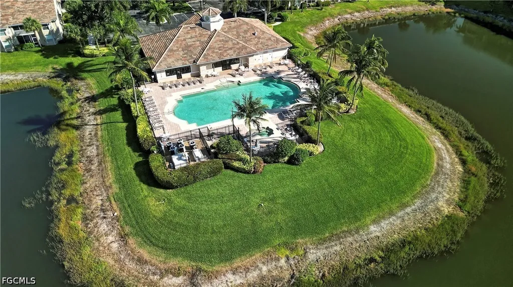 8470 Kingbird Loop Estero FL 33967